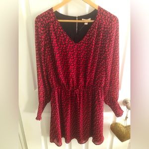 Adorable heart print dress ❤️
